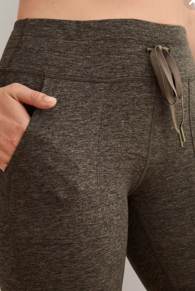NWT Aerie Play Pocket leggings - Picture 3 of 8